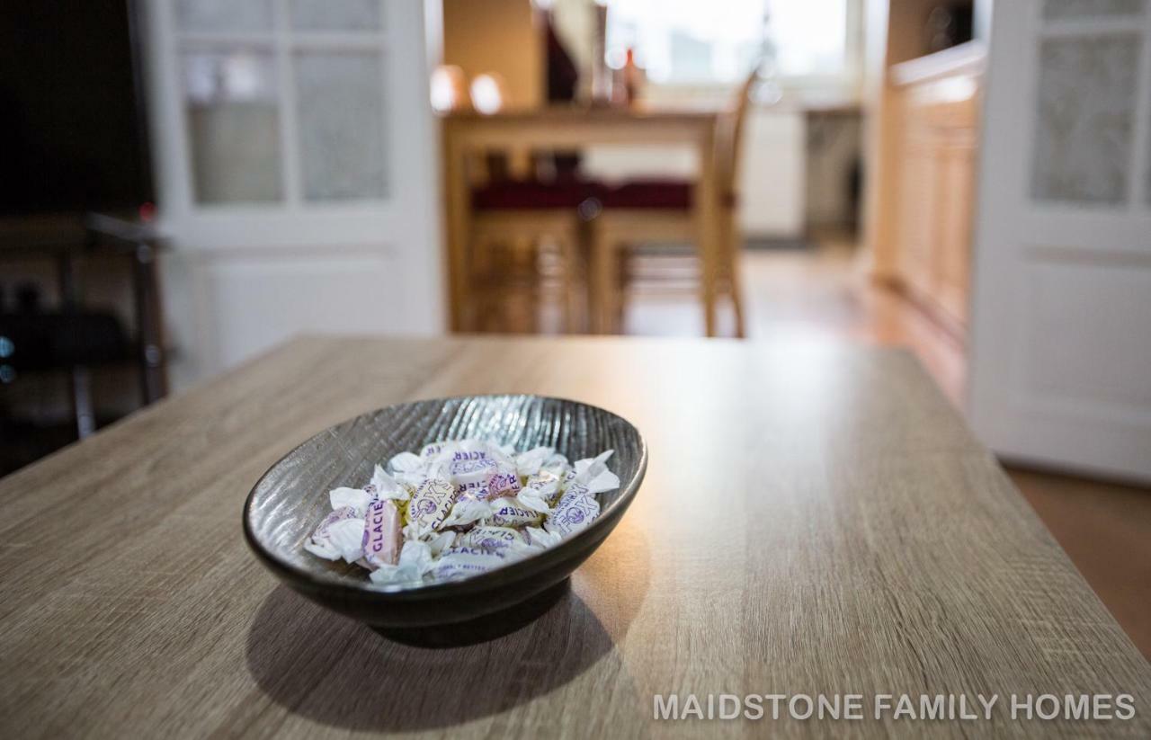 Maidstone Family Homes Upper Road Cottage Extérieur photo