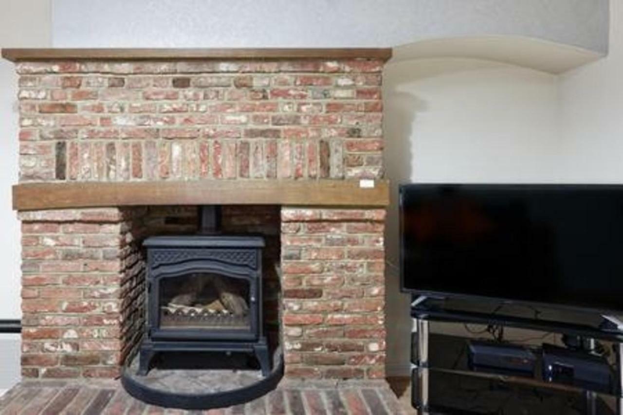 Maidstone Family Homes Upper Road Cottage Extérieur photo